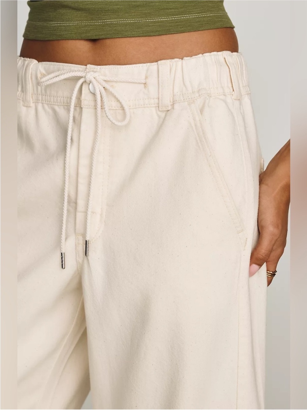 NWT Pilcro Adi High-Rise
Wide-Leg Jeans - Picture 4 of 4